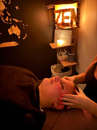 Photo d’un massage de la tête